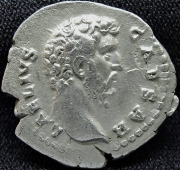 Denário de Prata do Imperador Romano Aelius, Concordia no Reverso, Muito Escasso